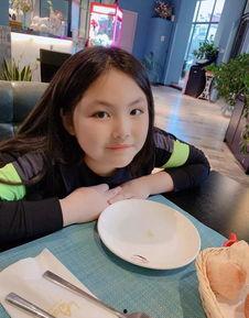 网红吃瓜一姐,揭秘娱乐圈幕后真相,带你领略吃瓜界的风云变幻 第3张 网红吃瓜一姐,揭秘娱乐圈幕后真相,带你领略吃瓜界的风云变幻 第3张